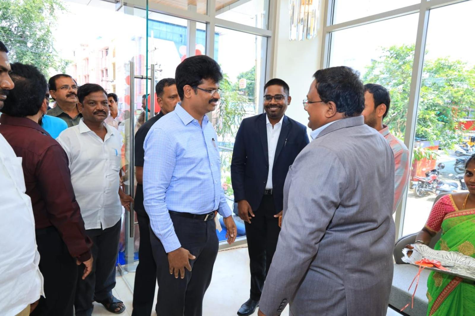 Vantara Suites Vellore Extérieur photo